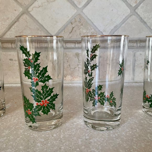 Gold Trim Holly and Berries 5.5" Glass Tumbler 12oz Holiday Drinkware Set of 4 - Picture 9 of 11